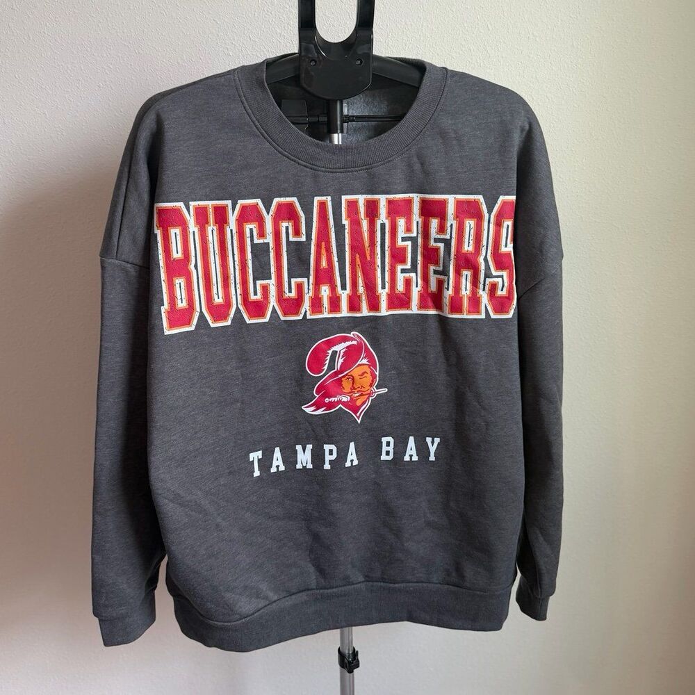 Tampa Bay Buccaneers NFL Gameday Couture Oversized Crewneck Sweatshirt Large